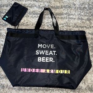 New without tag  💜💙💚💛🧡❤️💜 Under Armour reflective large gym bag